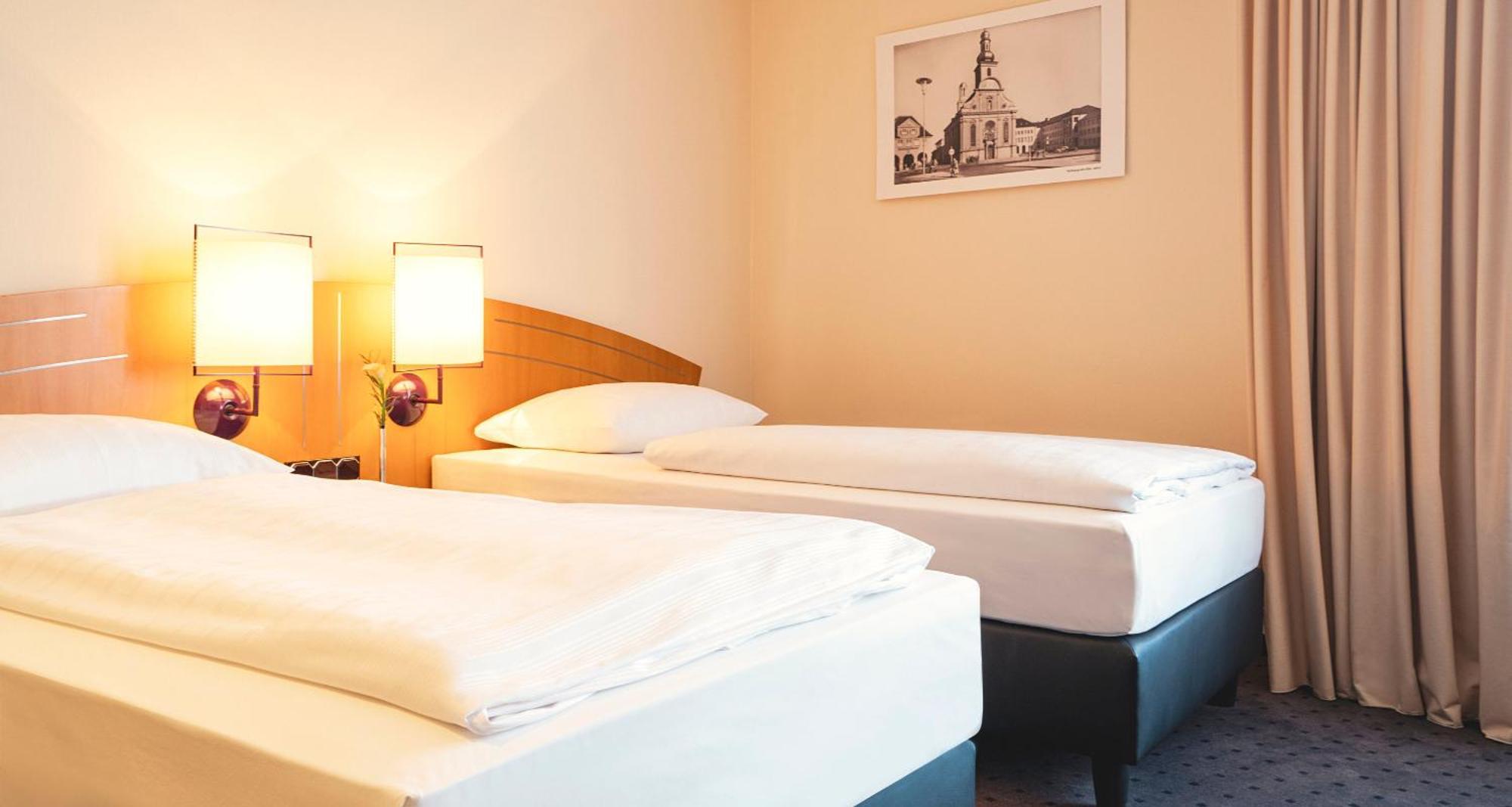 Victor's Residenz-Hotel Frankenthal Frankenthal  Kamer foto